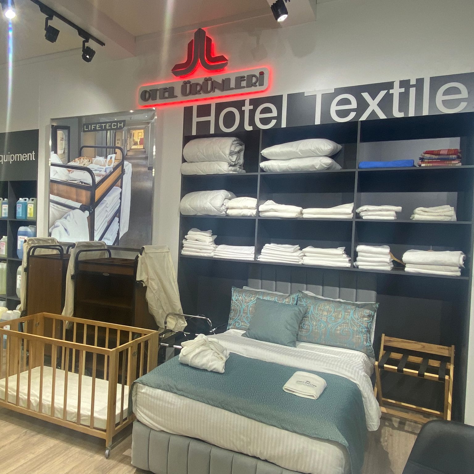 Hostech Tusid İstanbul - CNRExpo İstanbul Fuar Merkezi